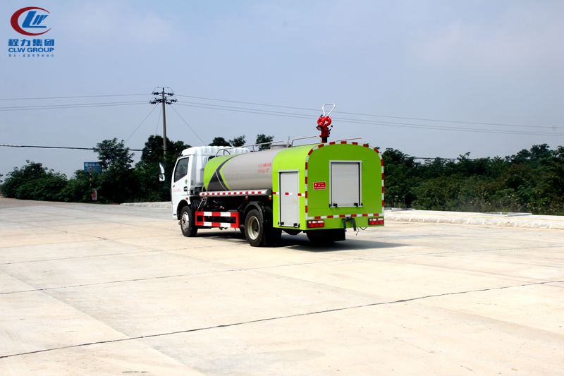6方消防洒水车