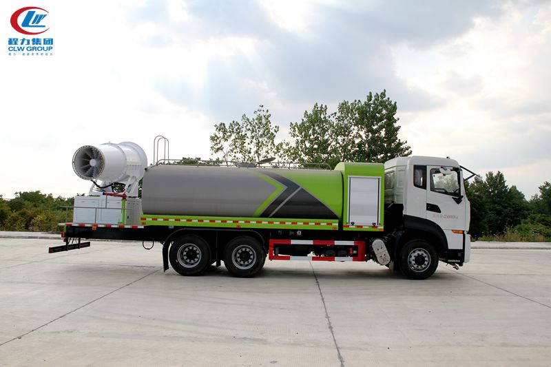 高端东风天龙大型抑尘车