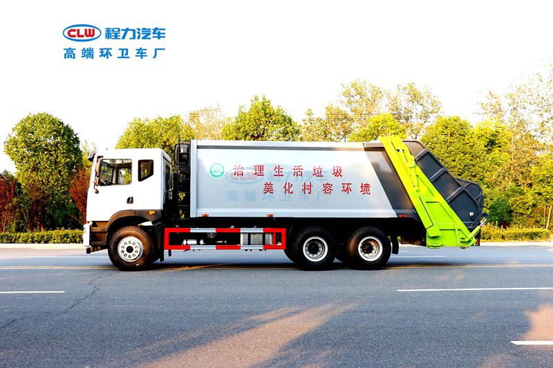 20方大型压缩垃圾清运车