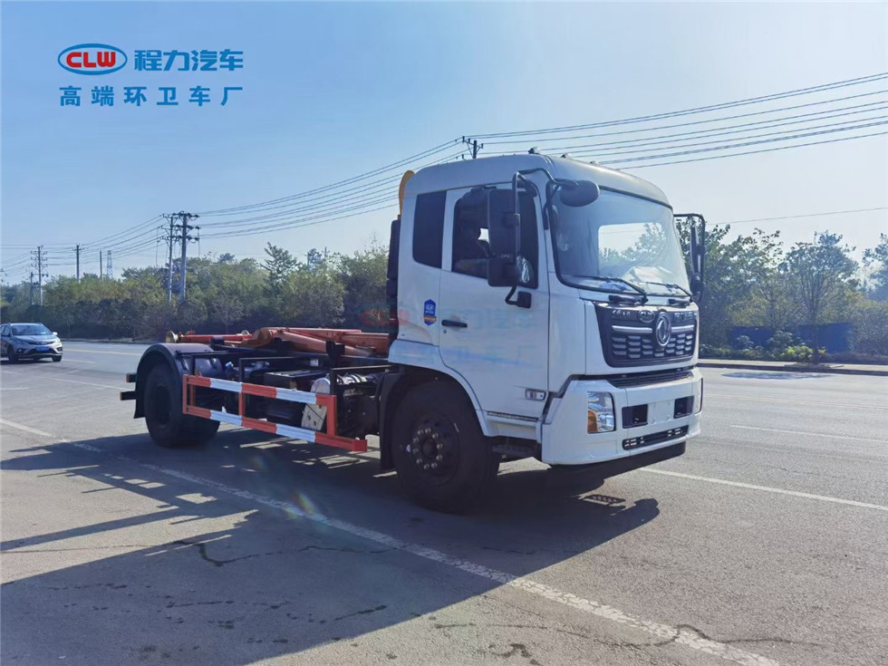 （12方）东风天锦钩臂垃圾车