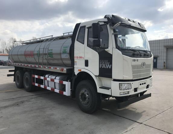 解放J6牛奶运输车