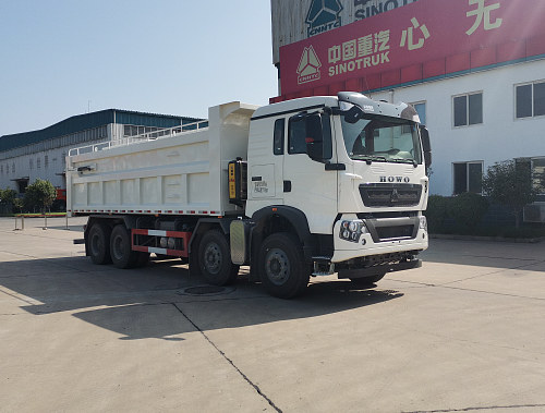 重汽豪沃前四后八自卸车
