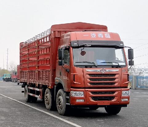 解放牌仓栅式运输车