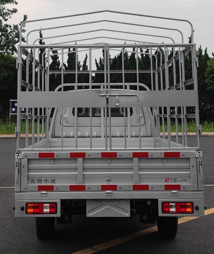 东风牌仓栅式运输车