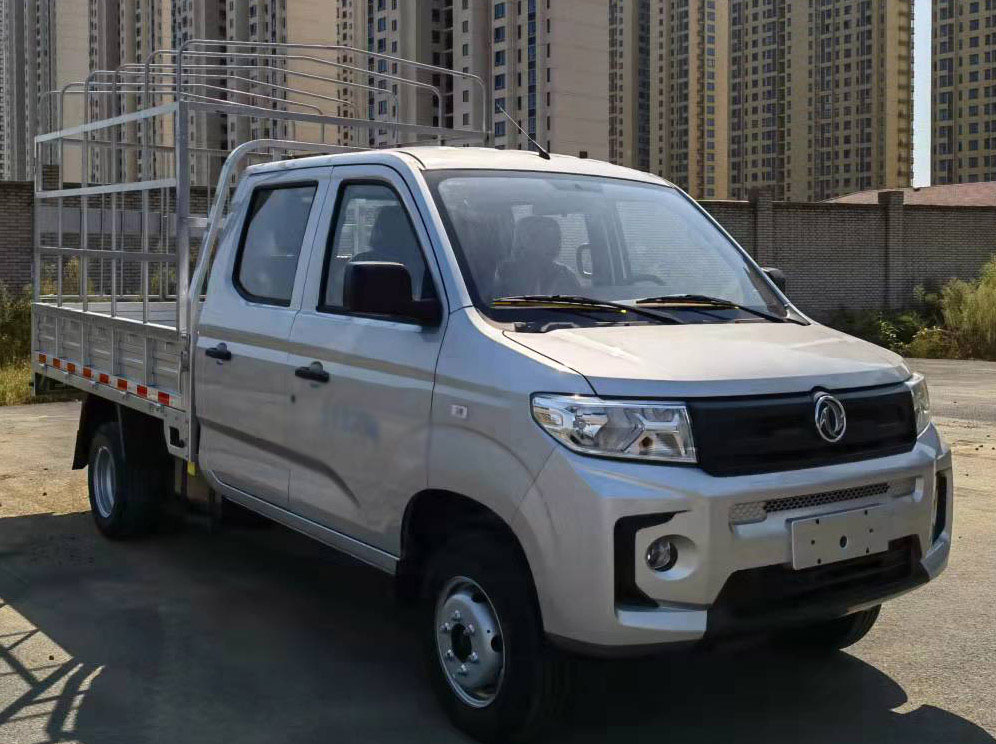 东风牌仓栅式运输车